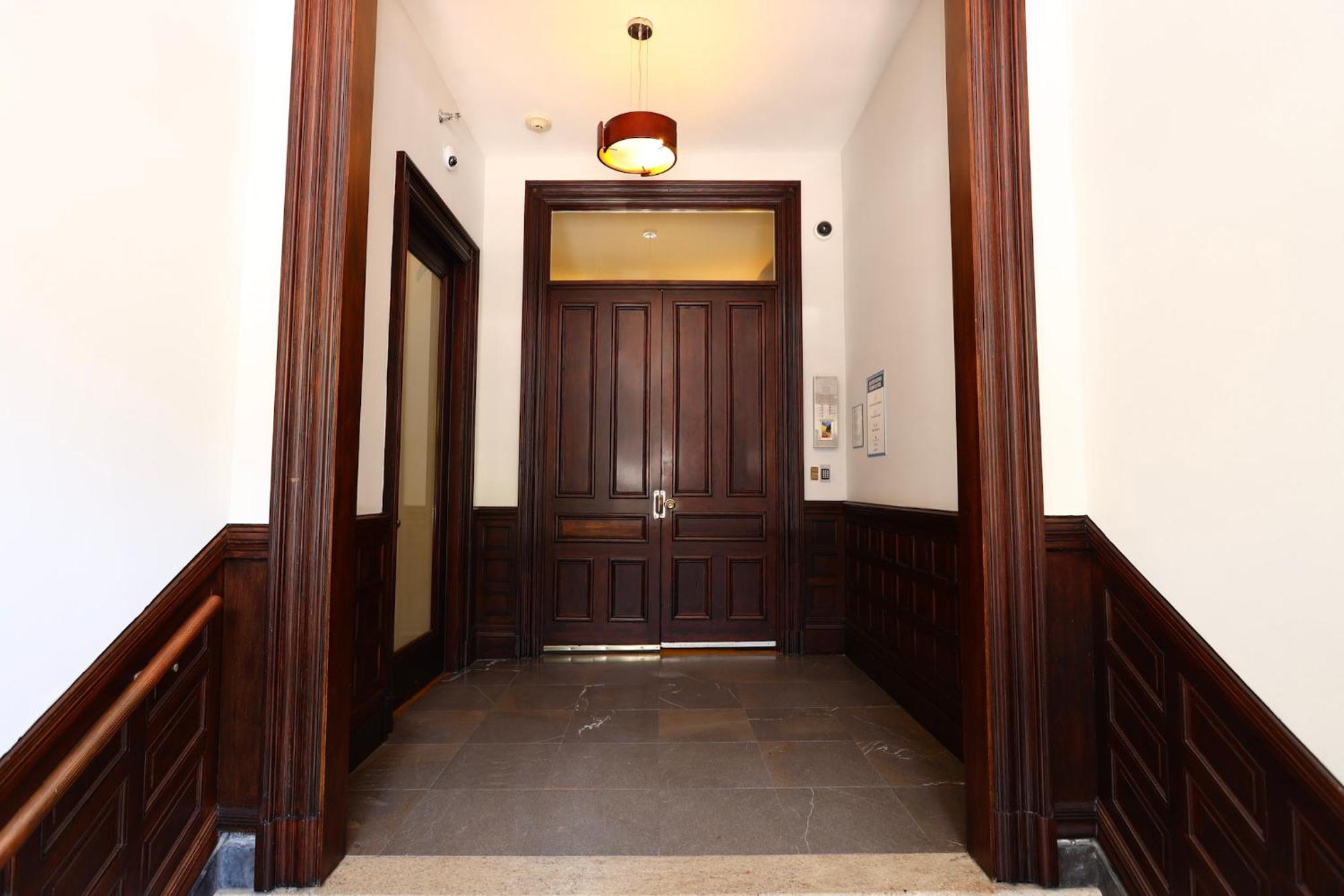 Large Stylish Newbury Street Studio W/ Kitchen Boston Exterior foto